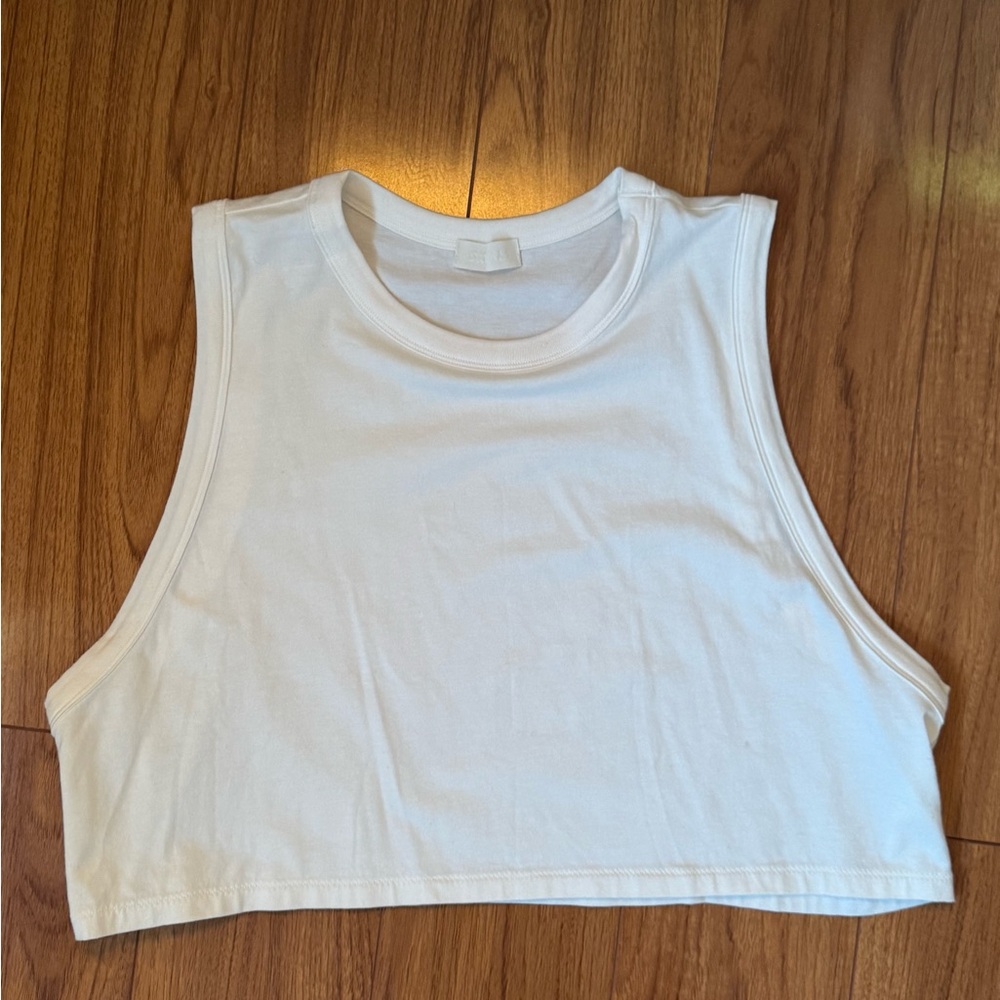 Women’s Skims Cream Muscle Tank Size Small